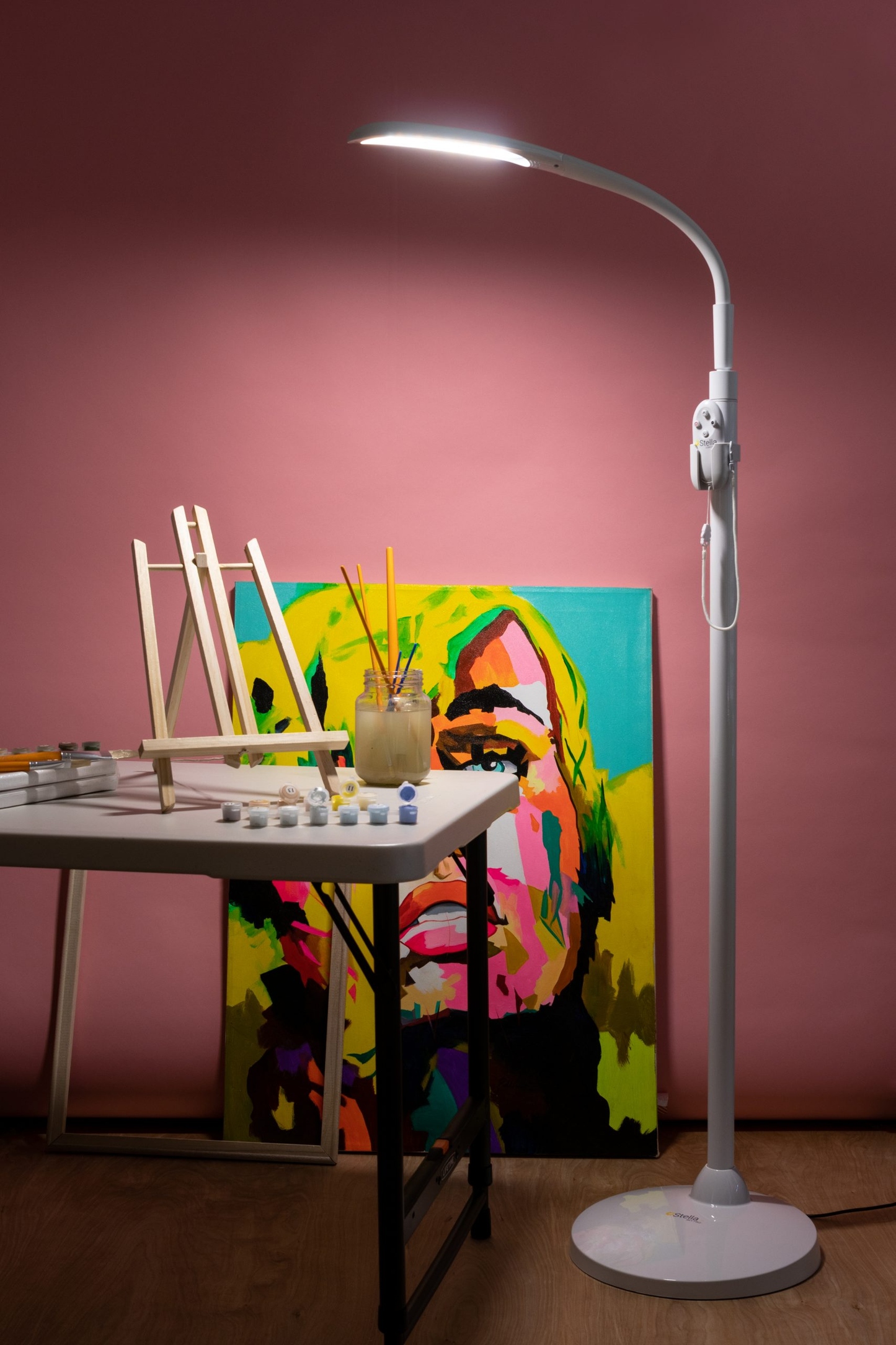 Stella»SKY TWO LED Floor Lamp - Pallet Special (36 Units)