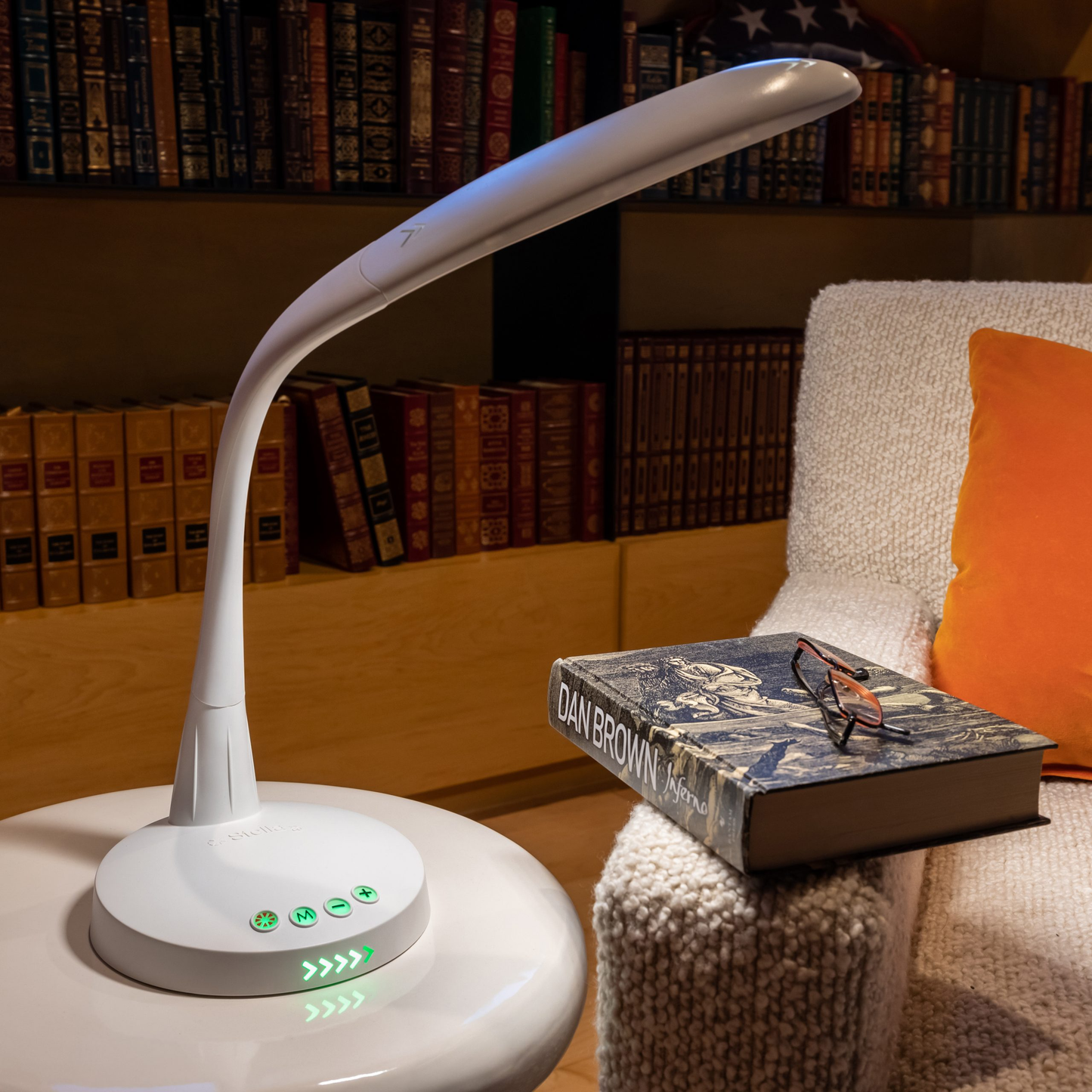 Stella»GO Portable Task Lamp + Charging Pad - Bulk Buy (Case of 4)