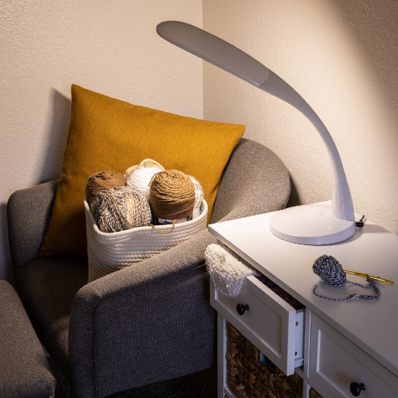 Stella Two LED Task Lamp - My Review —Sugar Stitches Quilt Co